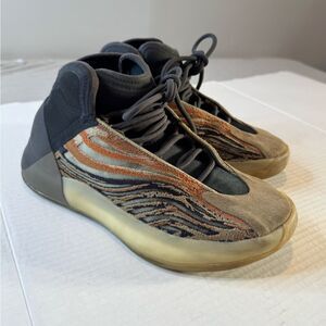 adidas Yeezy QNTM Flash Orange BNIB DS Size 7  GW5314